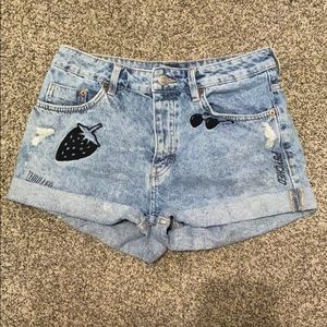 H&M distressed cuffed jean shorts